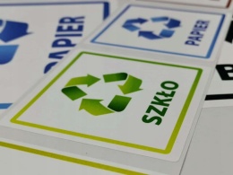 Naklejki na ŚMIETNIK KOSZE NA ŚMIECI 16cm komplet