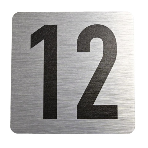Tabliczka na drzwi 8x8 cm - numer 12