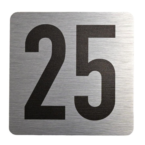 Tabliczka na drzwi 8x8 cm - numer 25