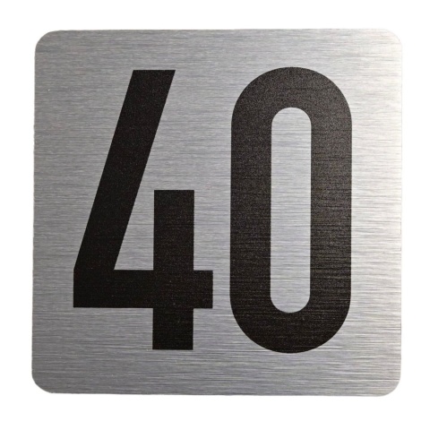 Tabliczka na drzwi 8x8 cm - numer 40