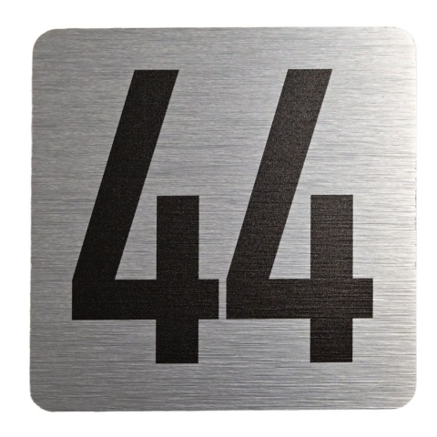 Tabliczka na drzwi 8x8 cm - numer 44