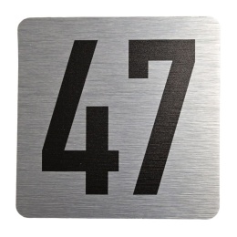 Tabliczka na drzwi 8x8 cm - numer 47