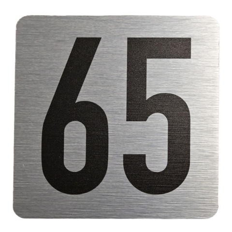 Tabliczka na drzwi 8x8 cm - numer 65