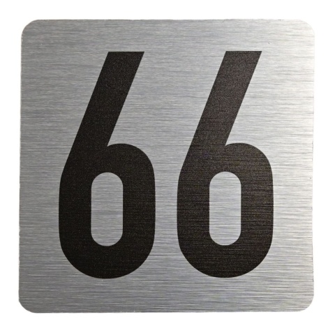 Tabliczka na drzwi 8x8 cm - numer 66