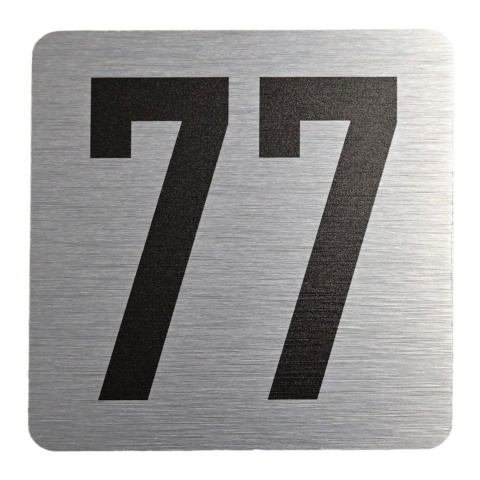 Tabliczka na drzwi 8x8 cm - numer 77
