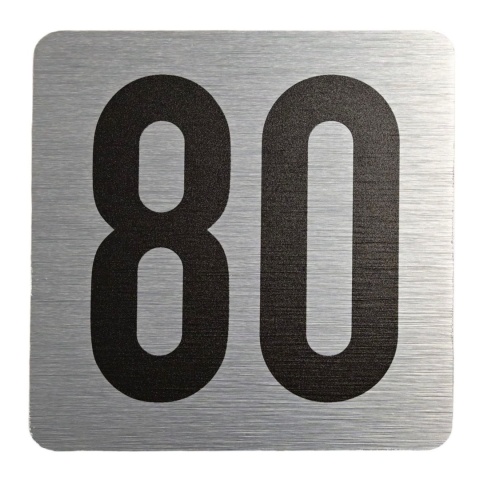 Tabliczka na drzwi 8x8 cm - numer 80